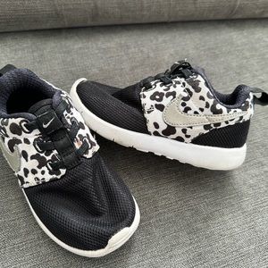 Nike leopard print sneakers
